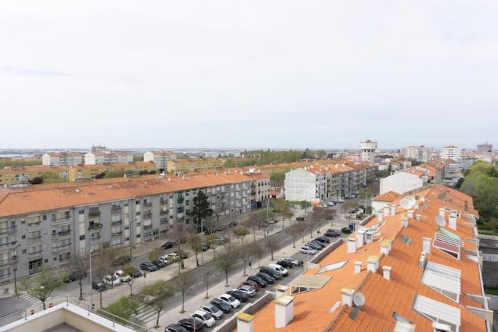Апартаменти 8Rooftop - T2 Com Terraco E Vista Para As Salinas! Авейру Екстер'єр фото