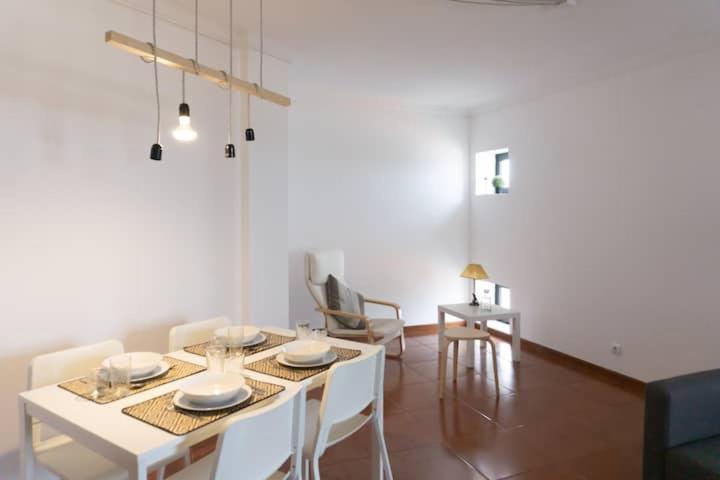 Апартаменти 8Rooftop - T2 Com Terraco E Vista Para As Salinas! Авейру Екстер'єр фото