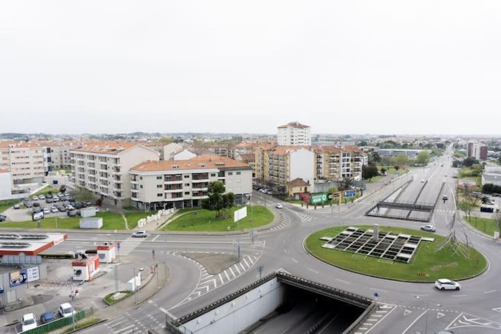 Апартаменти 8Rooftop - T2 Com Terraco E Vista Para As Salinas! Авейру Екстер'єр фото