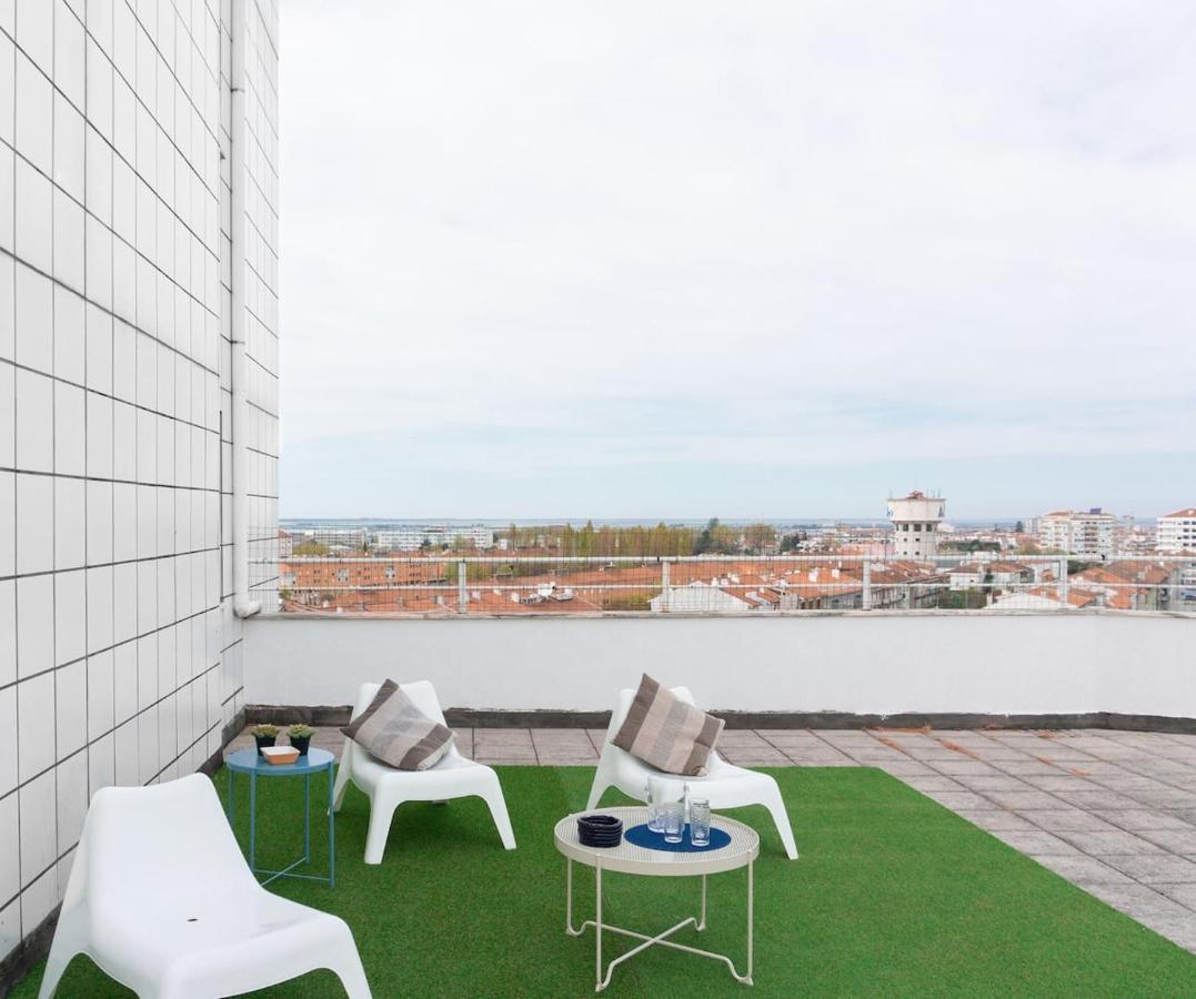 Апартаменти 8Rooftop - T2 Com Terraco E Vista Para As Salinas! Авейру Екстер'єр фото